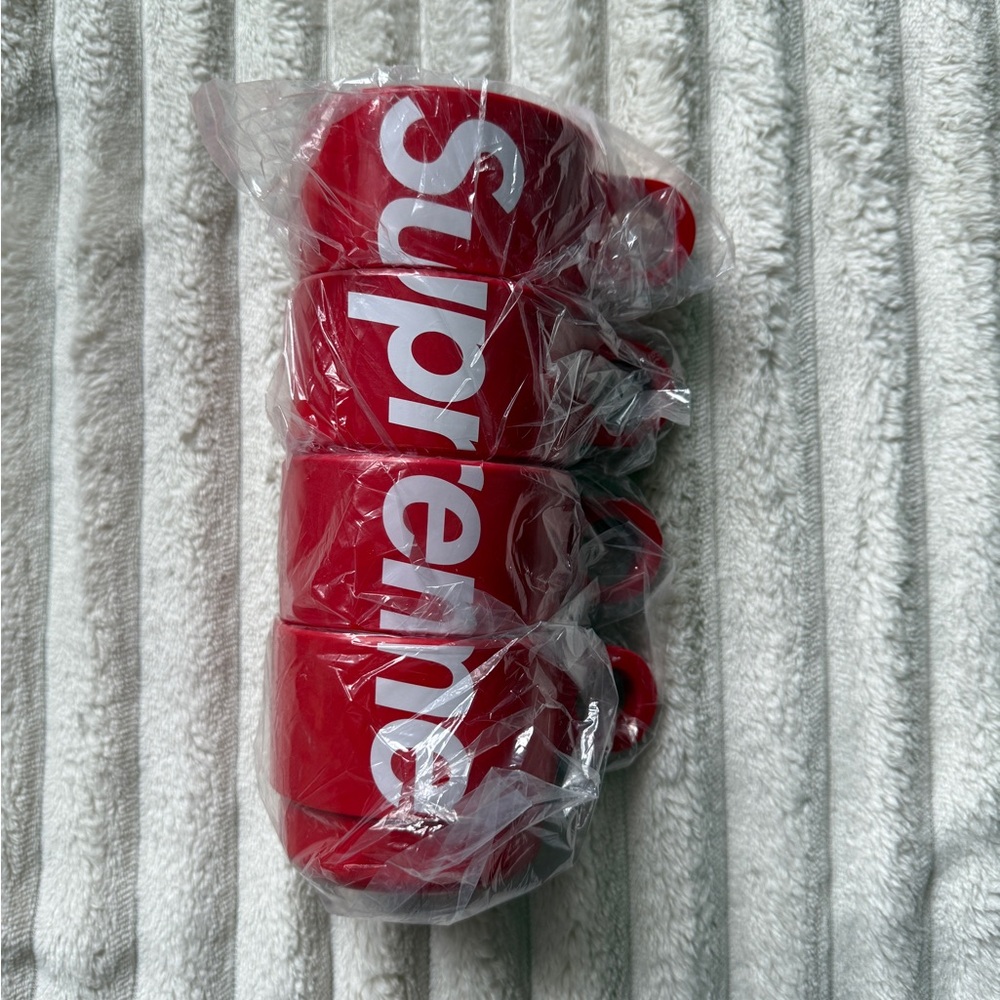 Supreme Stacking Cups Set